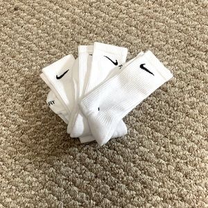 Men’s Dri-Fit Nike Crew Socks(3 Pairs)